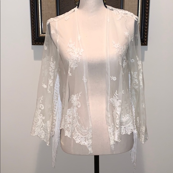 Forever 21 Sweaters - Forever 21 Woven Cream Boho Cardigan